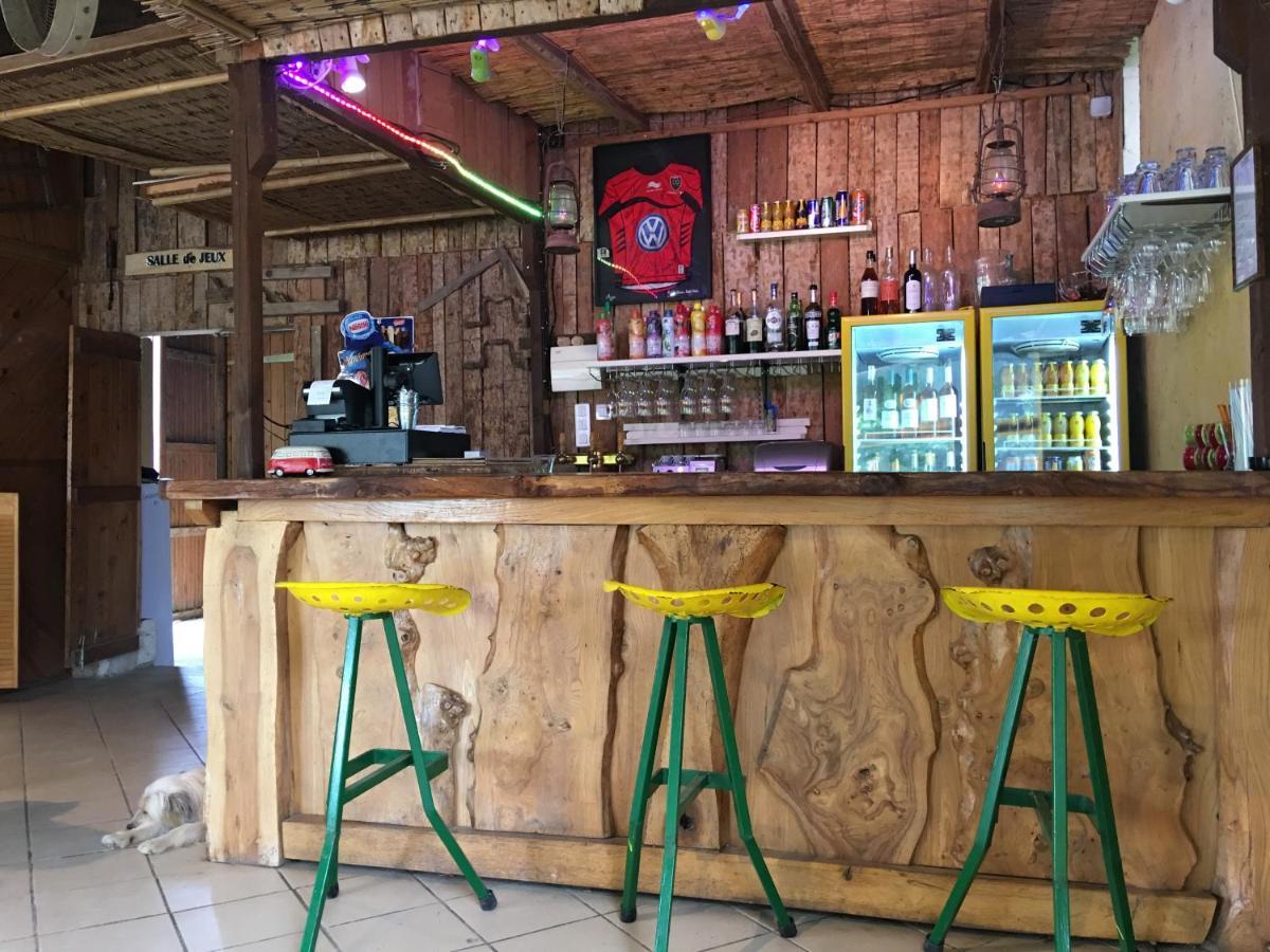 Camping La Ferme De Perdigat Limeuil Exterior photo